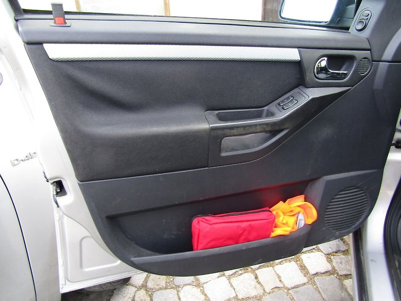 Opel Meriva (2006) 1.6 16v KLIMA FUNKČNÍ - fotka 18 z 32