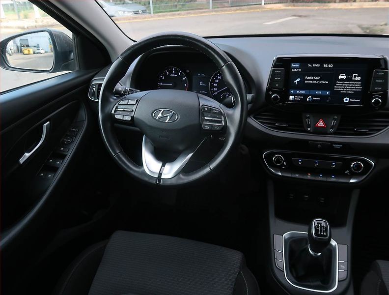 Hyundai i30 (2021) 1.0 T-GDI, Serv.kniha - fotka 7 z 19