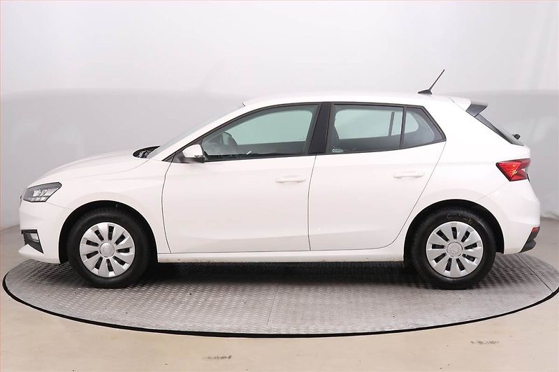Škoda Fabia (2023) Ambition 1.0, ČR,1.maj - fotka 3 z 15