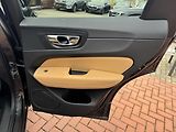 Volvo XC60 (2021) 2.0D B4 AWD Inscription - náhled 23