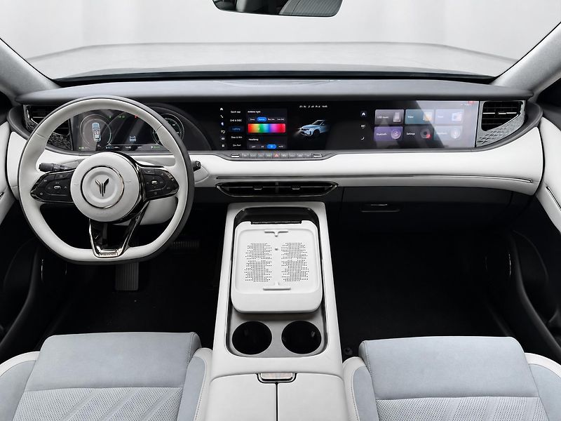 Dongfeng Voyah Free REV 318 (2026) - fotka 10 z 26