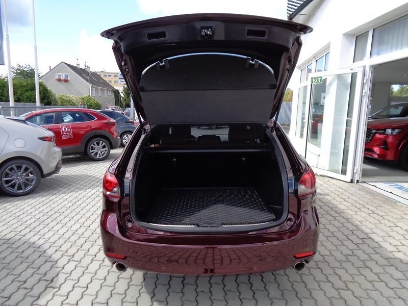 Mazda 6 WGN 2,5 AT, 20th Anniversary - fotka 6 z 37