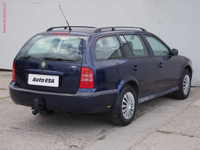 Škoda Octavia (2001) 1.6 i, AC, TZ, tempo - fotka 6 z 15