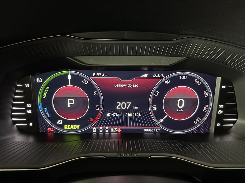 Škoda Superb 1,4 TSi  DSG iV L&K LED Assist - fotka 27 z 50