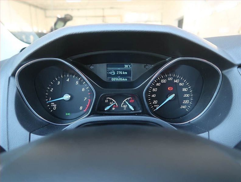 Ford Focus (2014) 1.0 EcoBoost, Serv.kniha - fotka 11 z 15