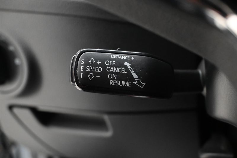 Škoda Superb 1,4 TSI iV 160 kW DSG Style Zá - fotka 24 z 31