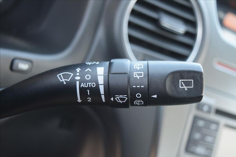 Kia Carens 1,6 CRDI 85KW NÍZKÉ KM VÝHŘEV - fotka 37 z 51