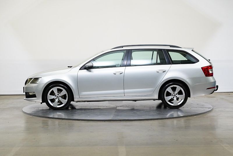Škoda Octavia - fotka 3 z 24