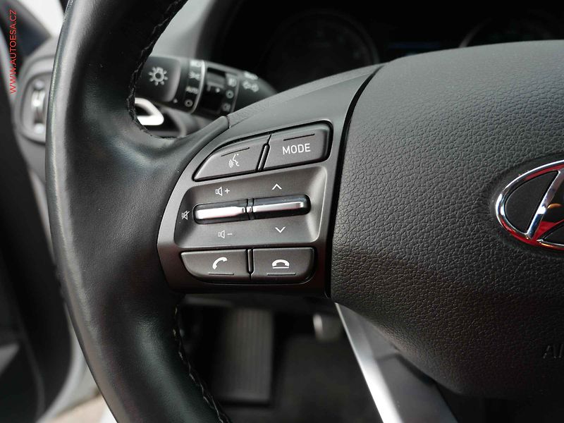 Hyundai i30 (2021) 1.5i, 1.maj,ČR, Smart - fotka 12 z 23