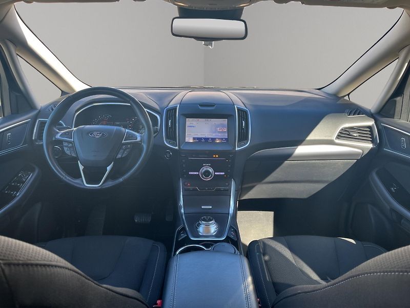 Ford S-MAX (2020) 2.0 140kw, 4x4, ČR, tažné, for - fotka 14 z 27