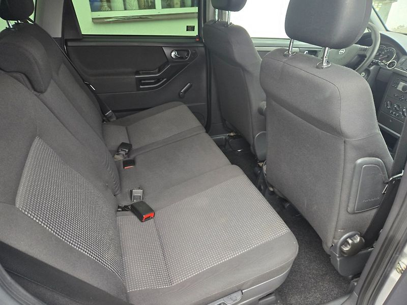 Opel Meriva (2009) 1.6 i TOP STAV - fotka 17 z 25