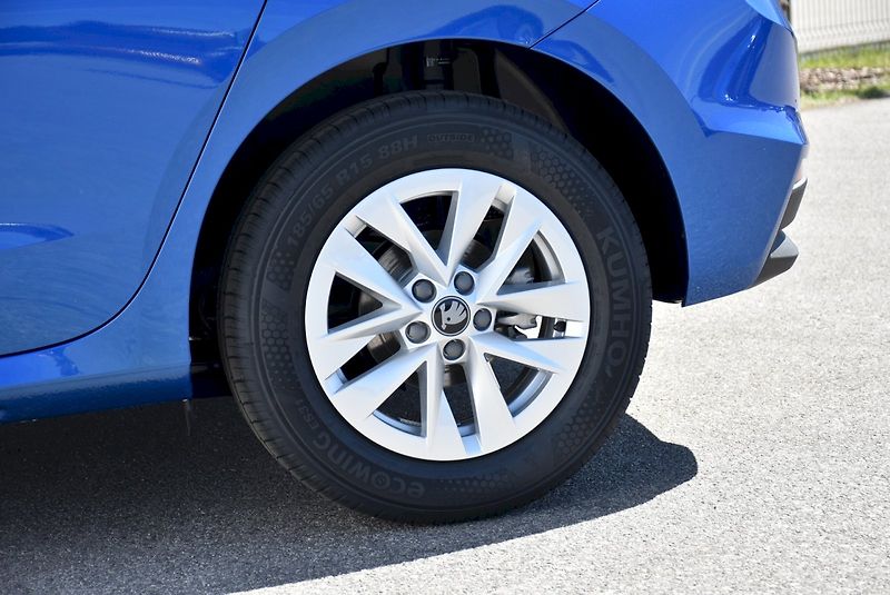 Škoda Fabia (2026) Top Selection 1,0 TSI 85 kW 6° - fotka 40 z 40