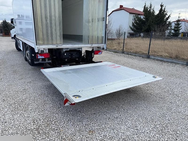 MAN TGS (2023) 26.430 6x2 chlaďák EURO 6 - fotka 17 z 21