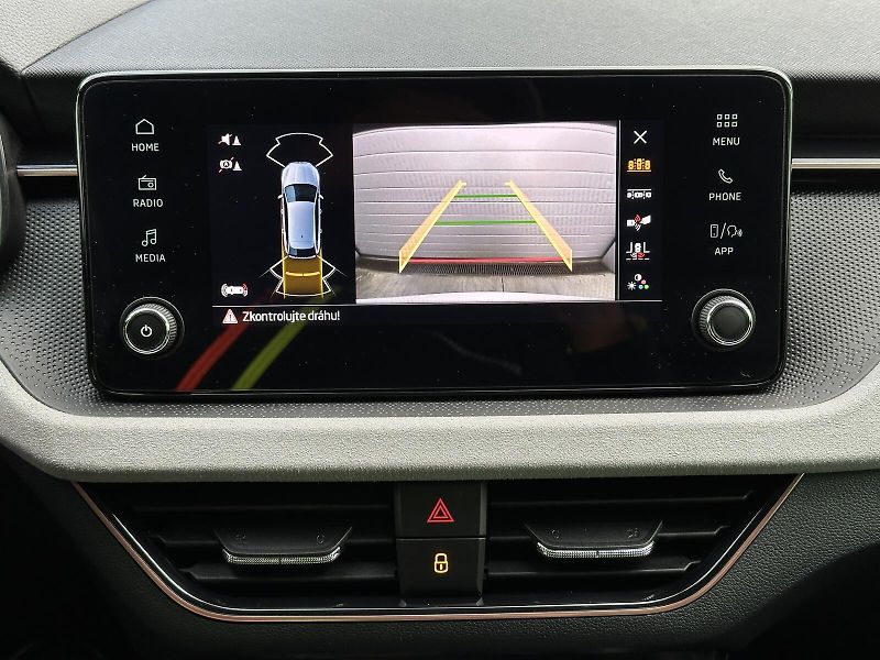 Škoda Scala 1.0TSi DSG 116PS LED V.Cockpit - fotka 36 z 47
