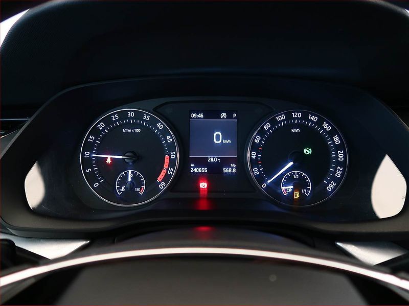 Škoda Octavia (2021) Ambition Plus 2.0 TDI, Automat - fotka 11 z 16