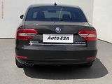 Škoda Superb (2015) 2.0TDi, ČR, AC, bixen, park - náhled 4