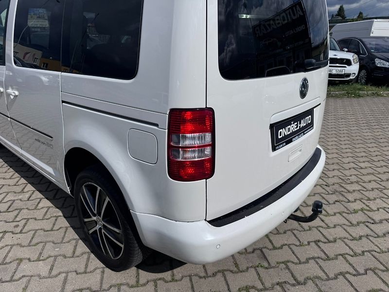 Volkswagen Caddy (2013) EDITION 30 1,6 TDI 75 KW TAŽNÉ - fotka 13 z 50