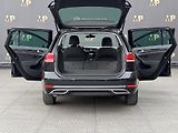 Volkswagen Golf (2017) 2.0TDi MAN Highline+, DPH, RZV - náhled 11