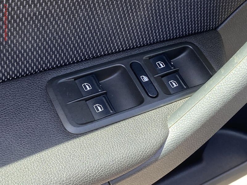 Škoda Yeti (2011) 1.4 TSi, Ambition, navi - fotka 11 z 18