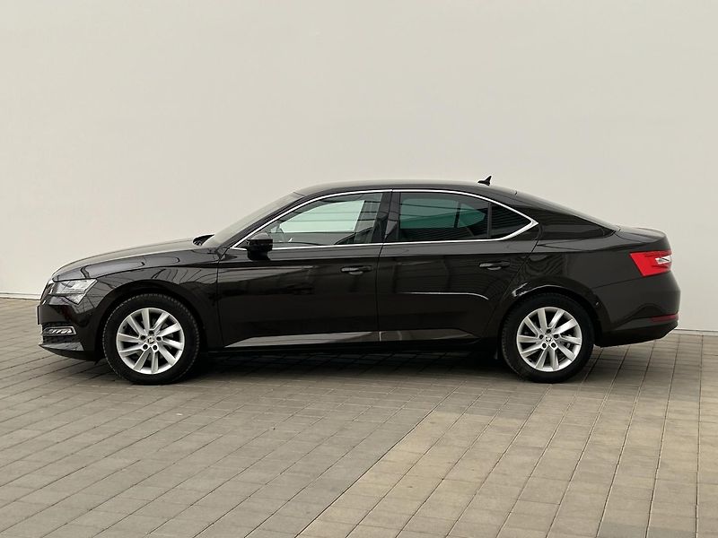 Škoda Superb 2.0 TDI Style Plus - fotka 3 z 27