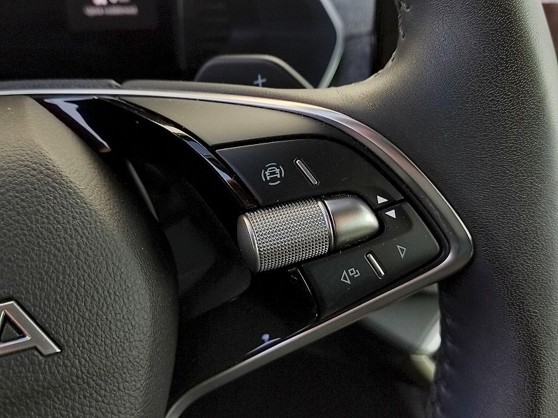 Škoda Octavia (2025) Top Selection 1,5 Tsi 110 Kw D - fotka 33 z 39