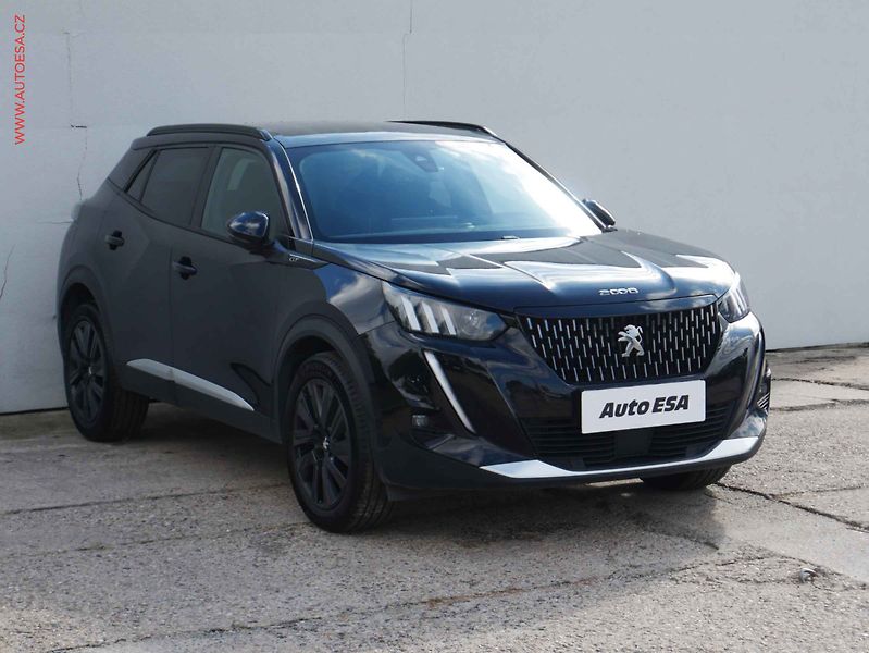 Peugeot 2008 (2019) 1.2 PT, GT, LED, AT, panor - fotografie inzerátu