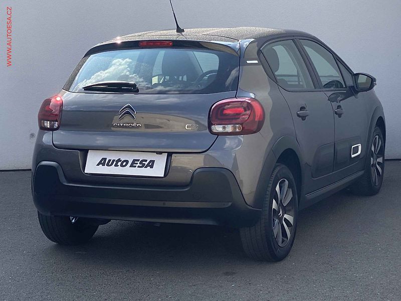Citroën C3 (2021) 1.2 PT, Shine, navi, kamera - fotka 4 z 16