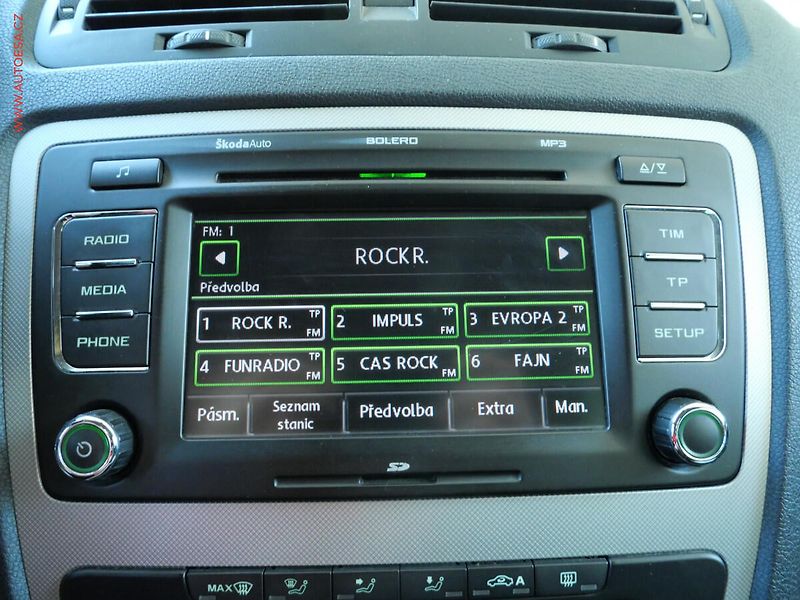 Škoda Octavia (2010) 2.0TDi, Xenon, AC - fotka 18 z 22