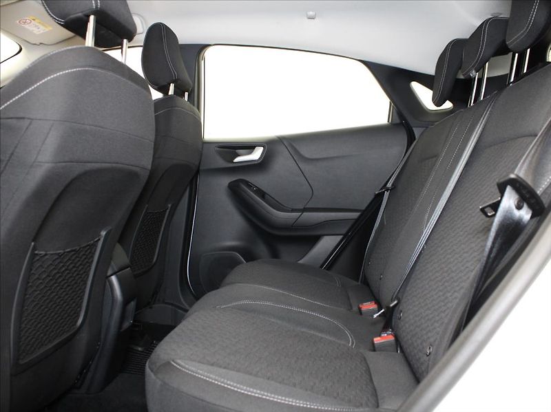 Ford Puma 1,0 EB 125k. AT Titanium 19tkm - fotka 7 z 23