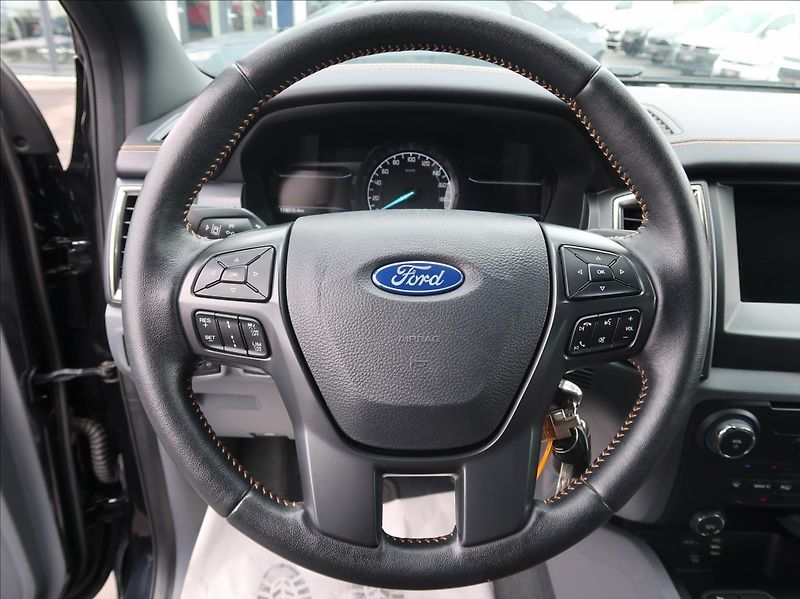 Ford Ranger 3,2 TDCi,147kW,Wildtrak,Serv.k - fotka 18 z 28