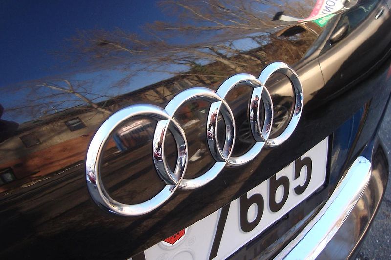 Audi A6 (2010) Avant 2.7 TDi, S-Line, Nová ST - fotka 13 z 56