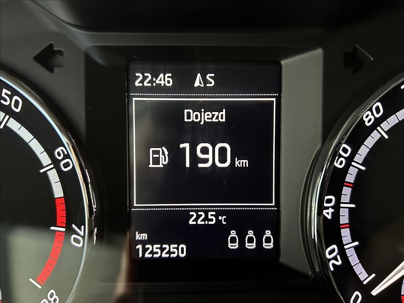 Škoda Octavia 2,0   TSI 162kW,RS,SERVISKA,MA - fotka 14 z 28