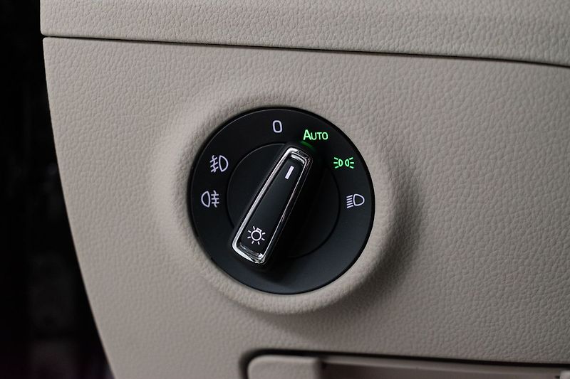Škoda Superb 2.0 TSI 206kW L&K 4x4*TAŽNÉ*ČR - fotka 20 z 48
