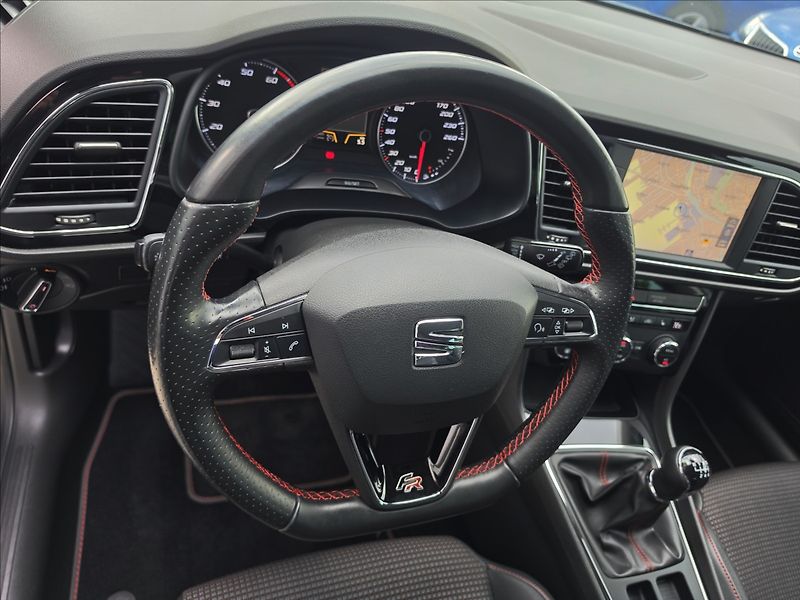 Seat Leon 1,4 TSi 92KW FR LED NAVI KŮŽE - fotka 12 z 49