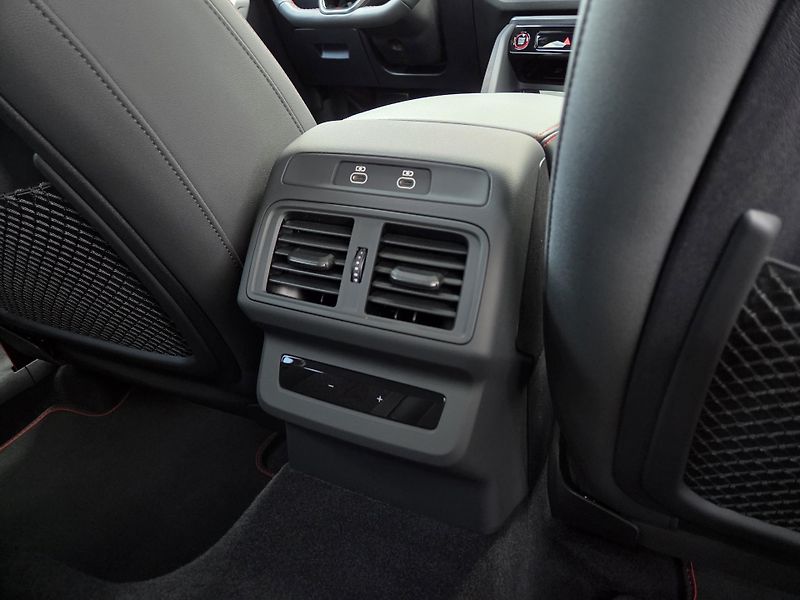 Audi Q5 SB Q S-Line Vzduch Pano MAXvýb - fotka 11 z 61