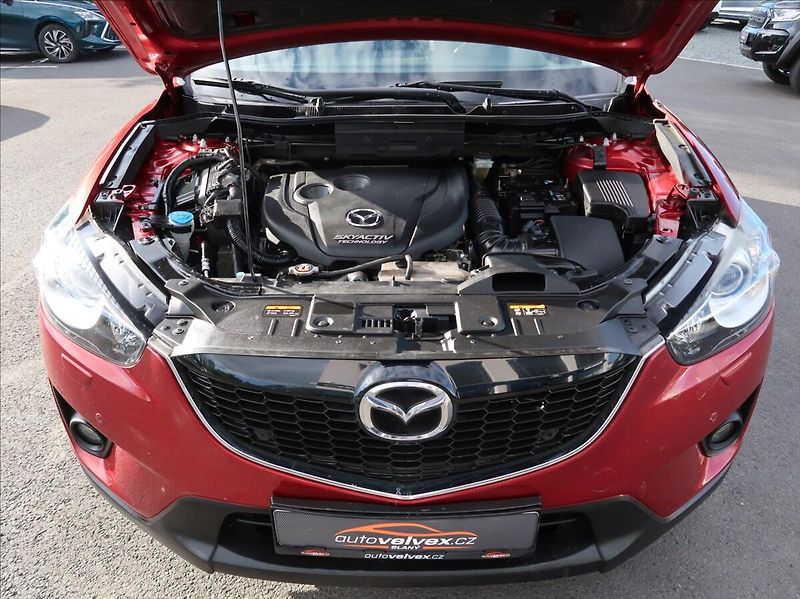 Mazda CX-5 2,2 D,129kW,1majČR,4x4,serv.kn - fotka 24 z 29