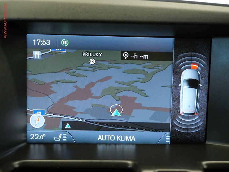 Volvo XC60 (2011) 2.4d 4x4, 2.maj, Xenon, kůže - fotka 18 z 21