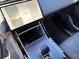 Land Rover Range Rover Velar 2,0 D200 DYNAMIC SE AWD - náhled 22