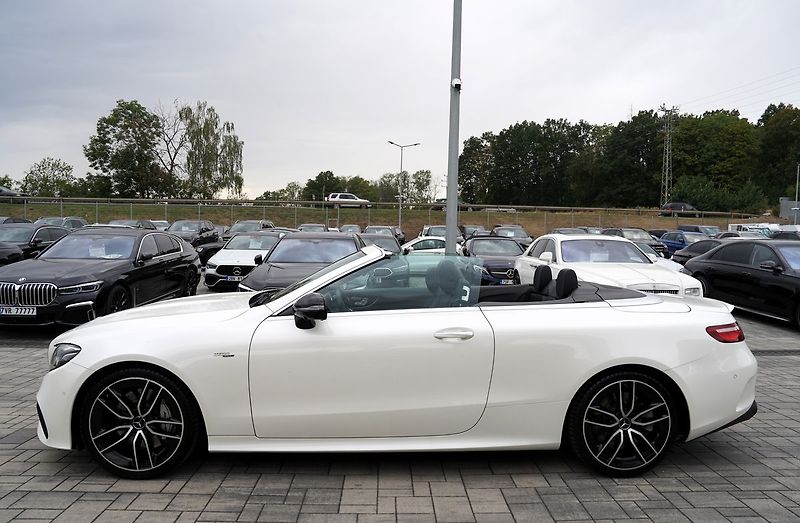Mercedes-Benz Třídy E E 53 AMG 4Matic+/440PS - fotka 10 z 50