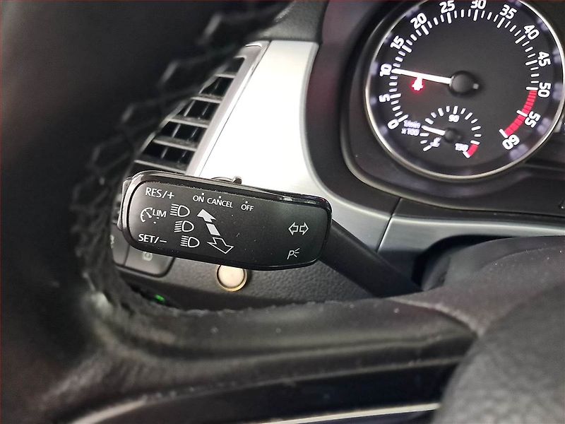 Škoda Fabia (2015) 1.4 TDI, ČR,1.maj, Tempomat - fotka 15 z 16