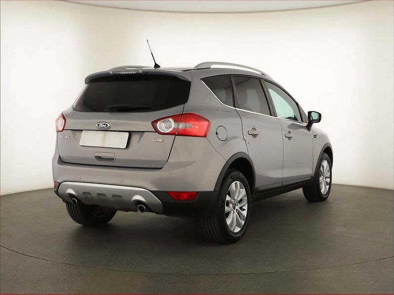 Ford Kuga (2011) 2.0 TDCi, nová STK - fotka 5 z 13