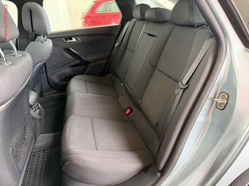 Peugeot 508 (2012) 2.0HDi, AC, tempo - fotka 10 z 18