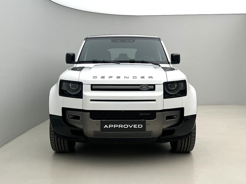 Land Rover Defender P400 X-DYNAMIC HSE AWD CZ - fotka 13 z 46