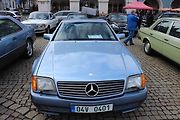 Sraz vozů značky Mercedes na Karlově náměstí v Kolíně.