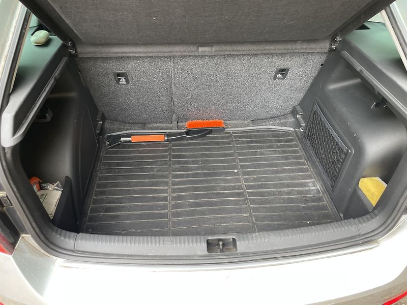 Škoda Rapid (2015) Spaceback 1.6 TDI 66kw - fotka 8 z 17