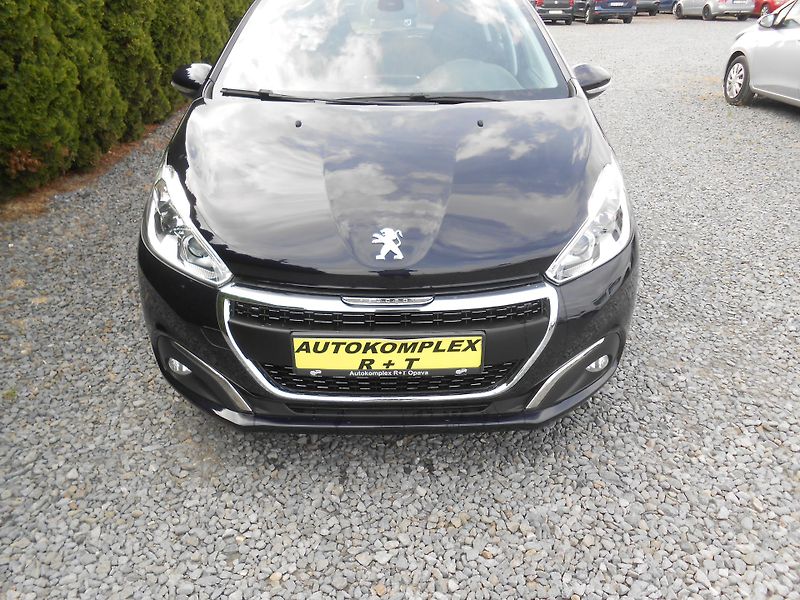Peugeot 208 NAVIGACE,CHROM,LED!! - fotka 39 z 42