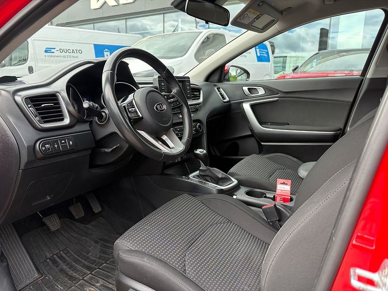 Kia Ceed - fotka 5 z 10