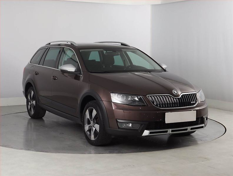 Škoda Octavia (2015) Scout 2.0 TDI, 4X4, Automat - fotografie inzerátu