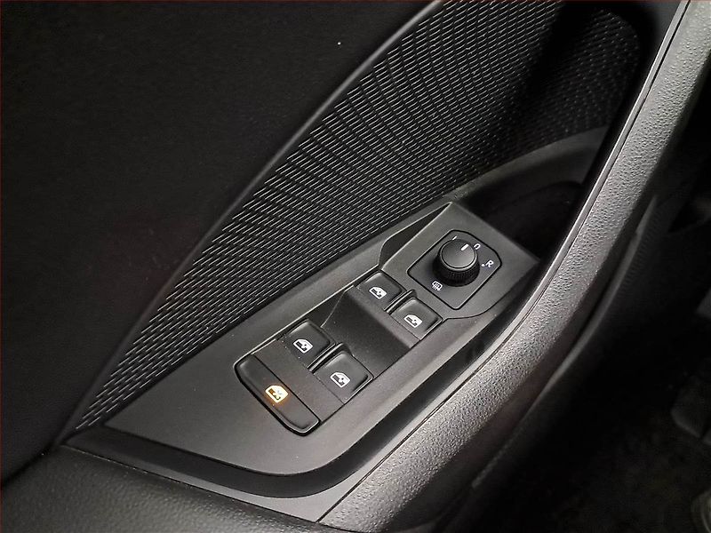 Škoda Octavia (2022) Ambition 2.0 TDI, ČR,1.maj - fotka 18 z 18