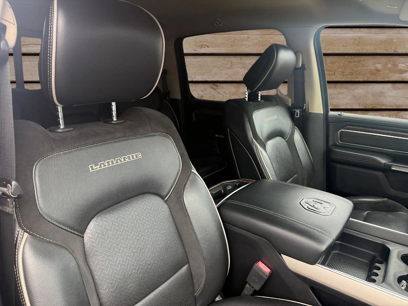 Dodge RAM (2019) +HEMI+PRO COMP LIFT+LARAMIE+ - fotka 11 z 23